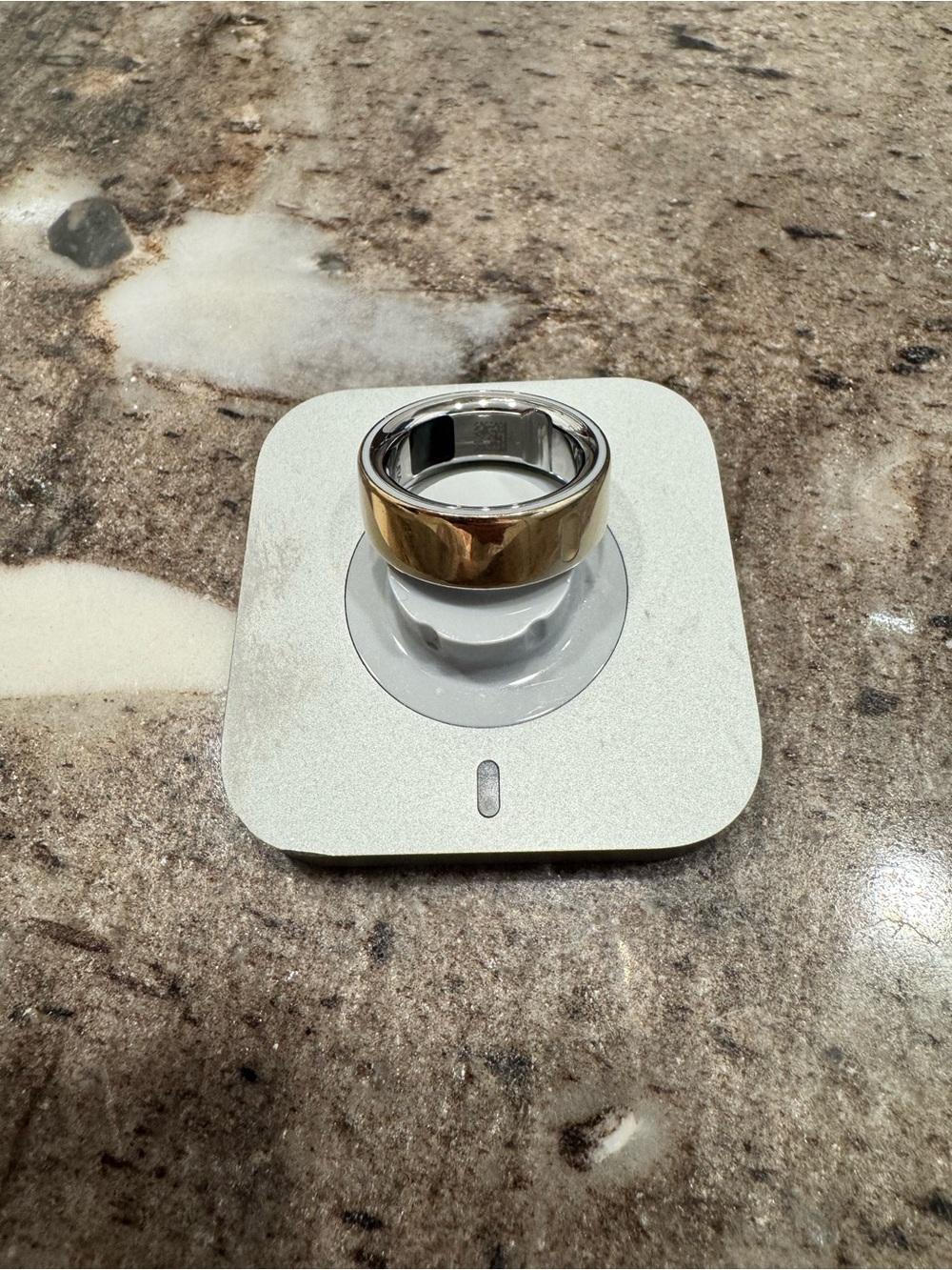 Gold Oura Ring Gen 4 Size 8 with original charging dock